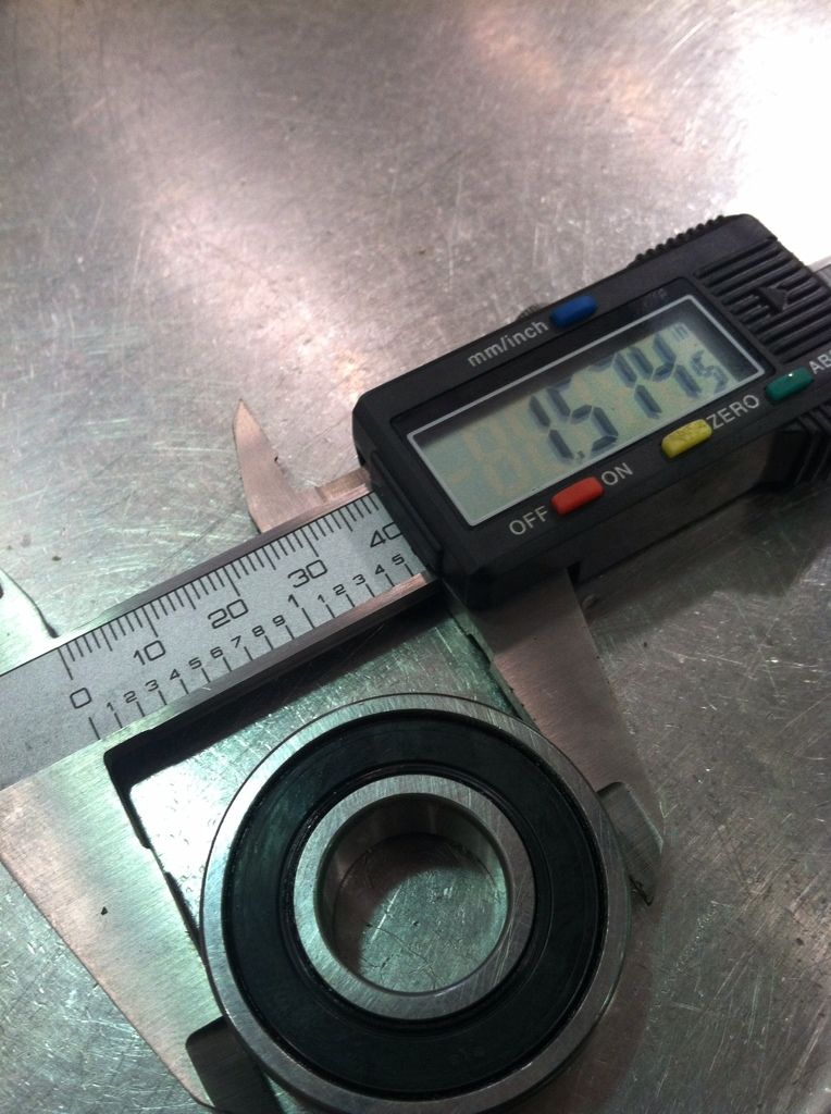 HOWTO replace an idler pulley bearing. Lightning Rodder